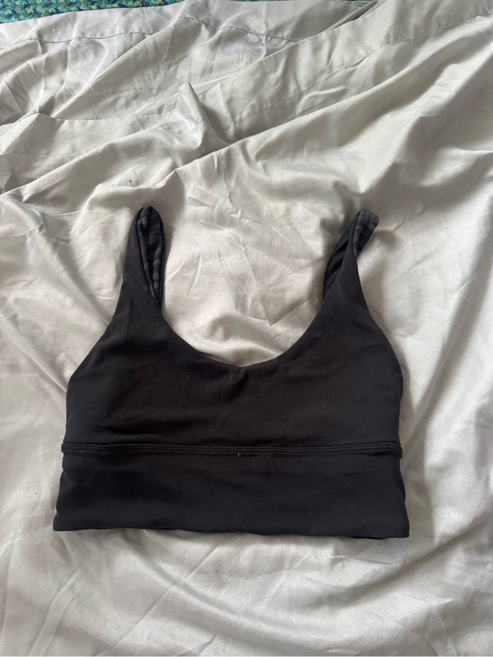 Black Lululemon reversible sports bra size 2/small